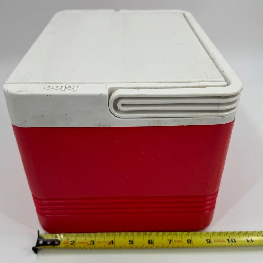 Igloo Legend 12 Cooler Vintage Red White USA Made 12 Quart‎ Personal Lunch Box